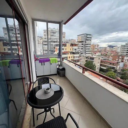 Center Cozy 2 تيرانا