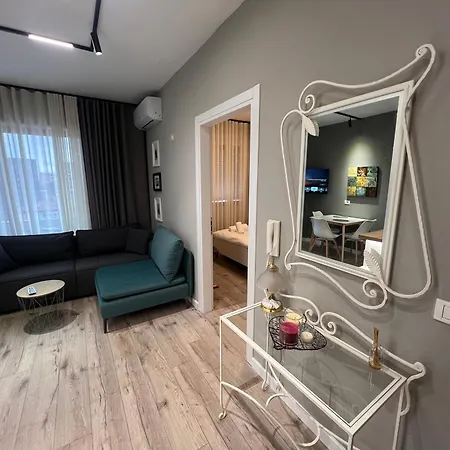 Center Cozy 2